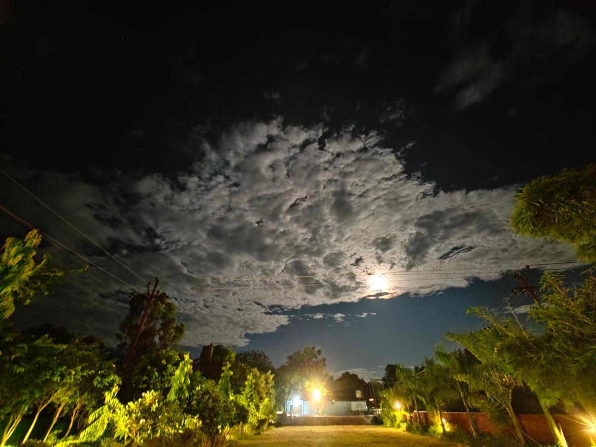 Wanderlust Corbett Resort Garjia ภายนอก รูปภาพ