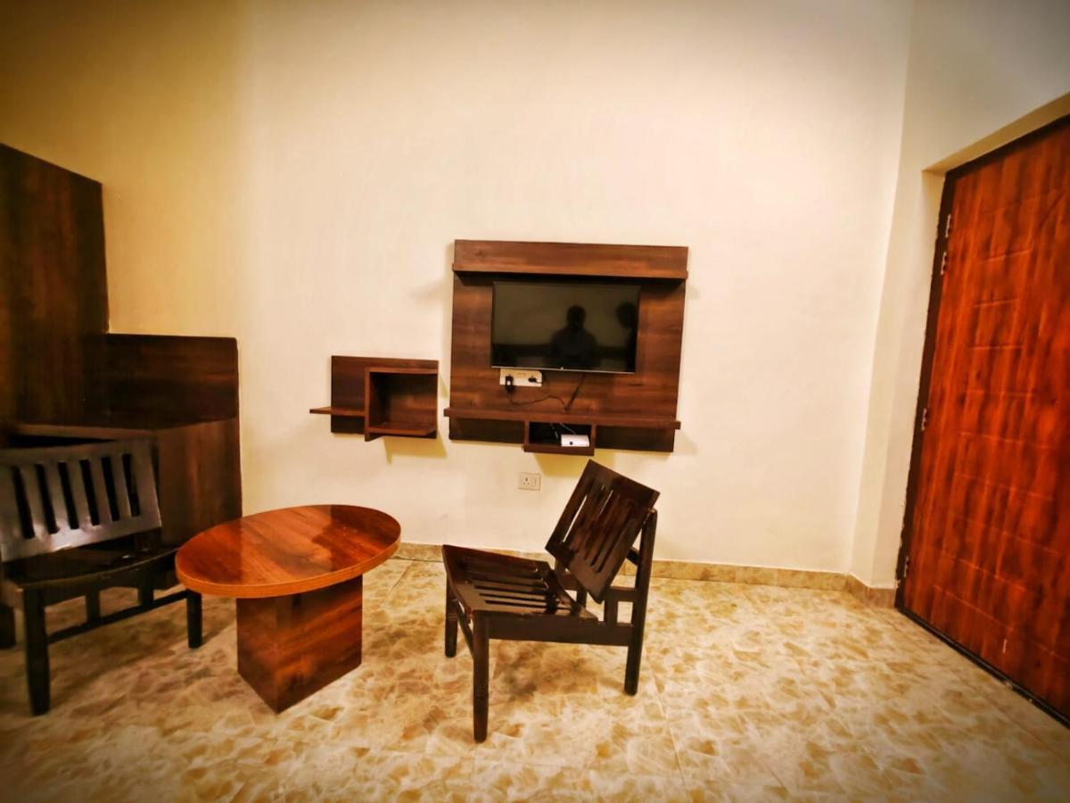 Wanderlust Corbett Resort Garjia ภายนอก รูปภาพ