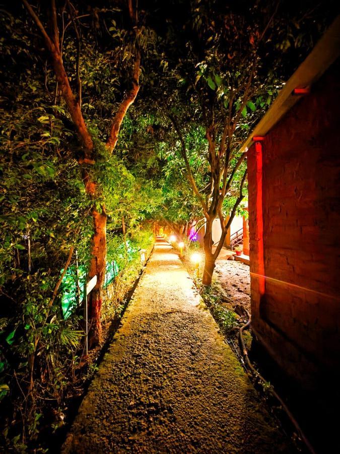 Wanderlust Corbett Resort Garjia ภายนอก รูปภาพ